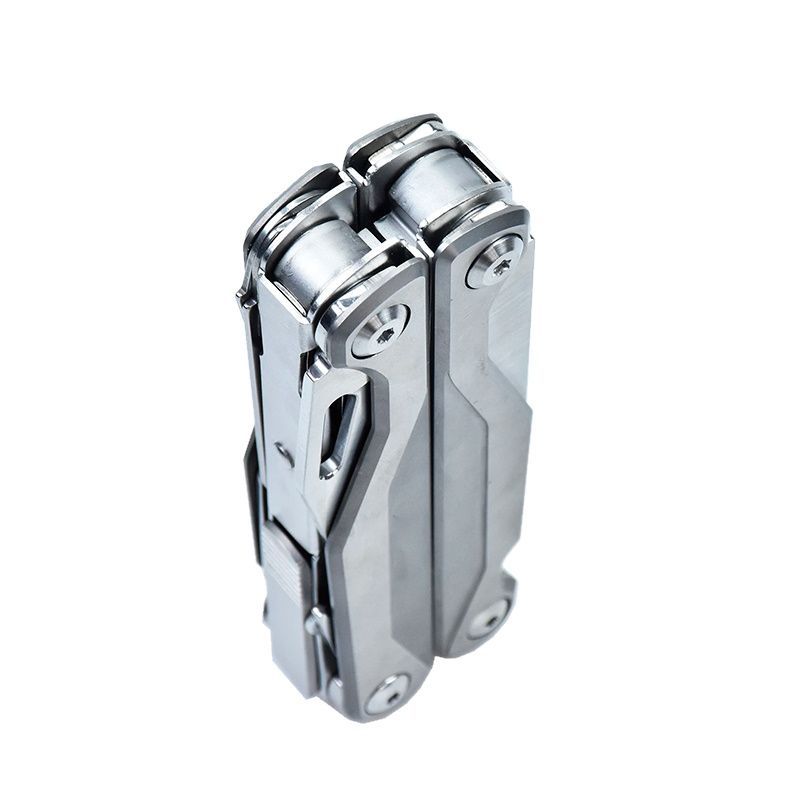 Мультитул DL7 Daicamping