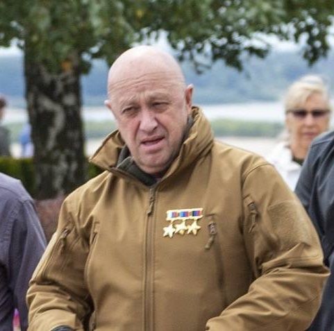 Куртка GUNFIGHTER Jacket - Shark Skin Windblocker Helikon-Tex