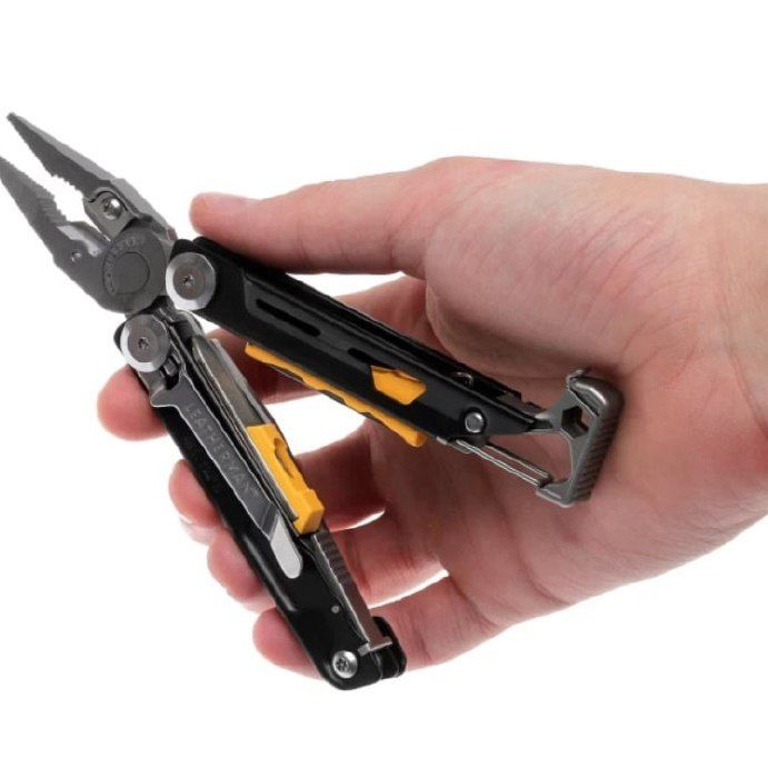 Мультитул SIGNAL Stainless 832265 Leatherman