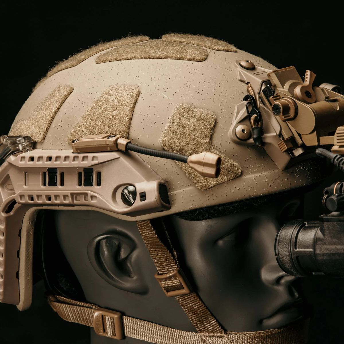 Фонарь тактический SWITCH RAILINK Tan Princeton Tec