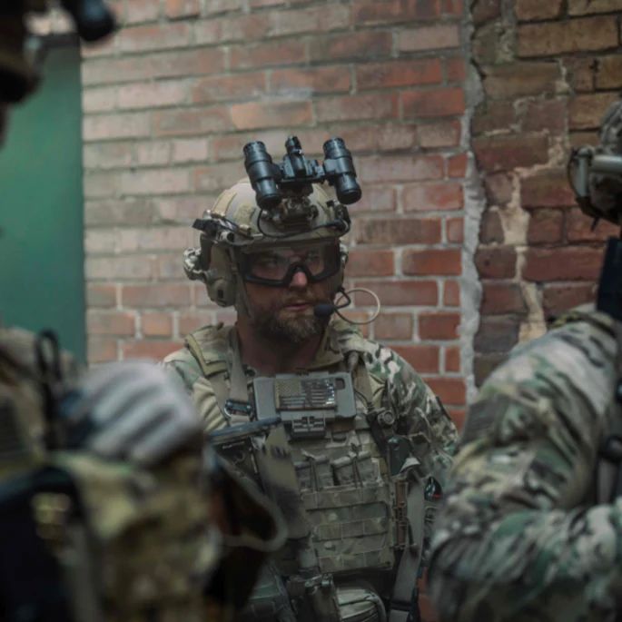 Фонарь тактический SWITCH RAILINK Tan Princeton Tec