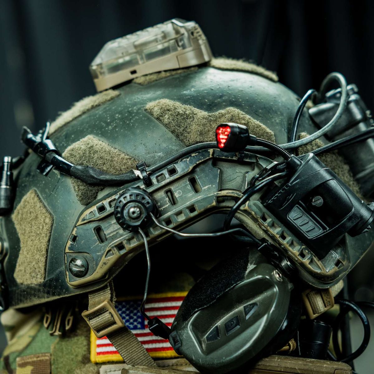 Фонарь тактический CHARGE PRO Tan Princeton Tec