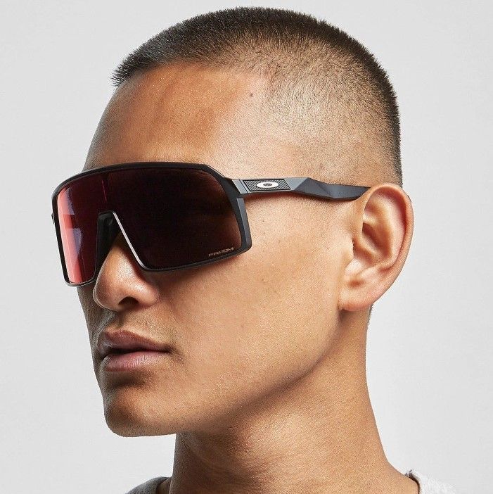 Очки Sutro OO9406 940611 37 Oakley