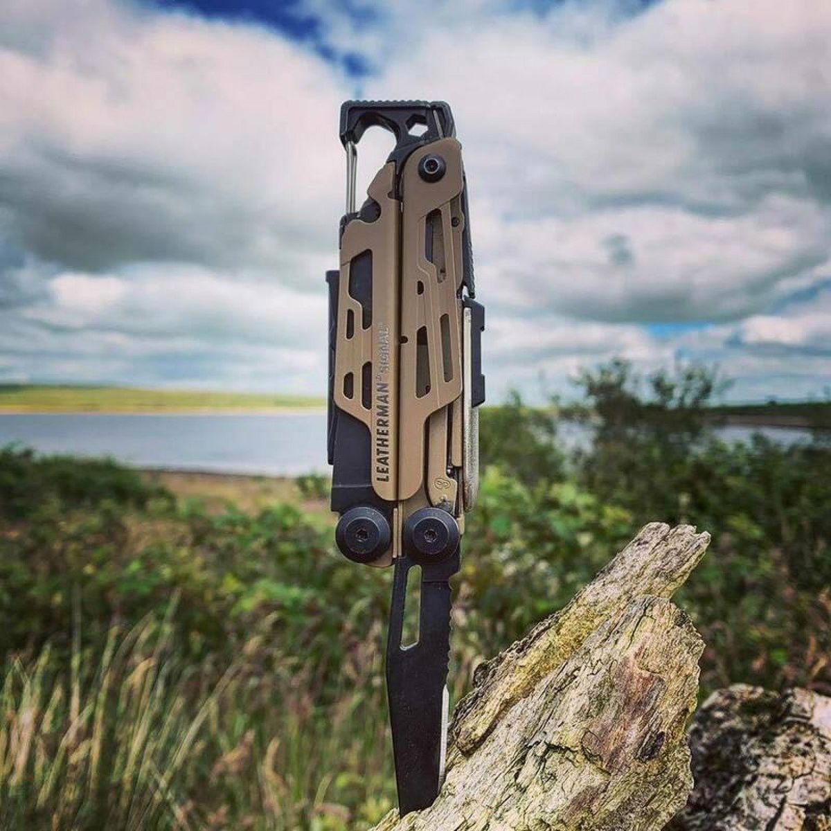 Мультитул SIGNAL Coyote Tan 832404 Leatherman