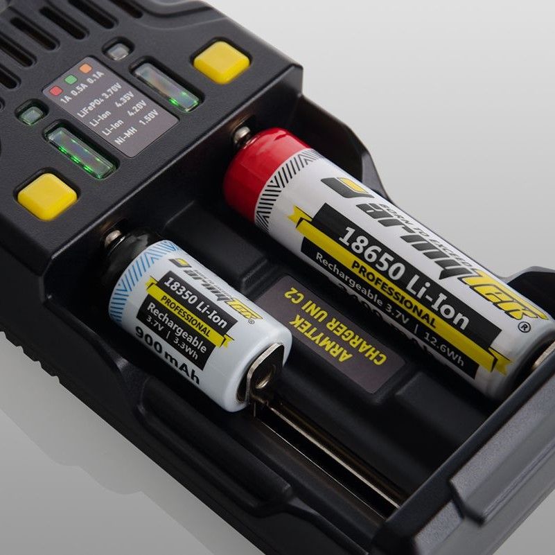 Зарядное устройство Uni C2 Plug Type C Armytek