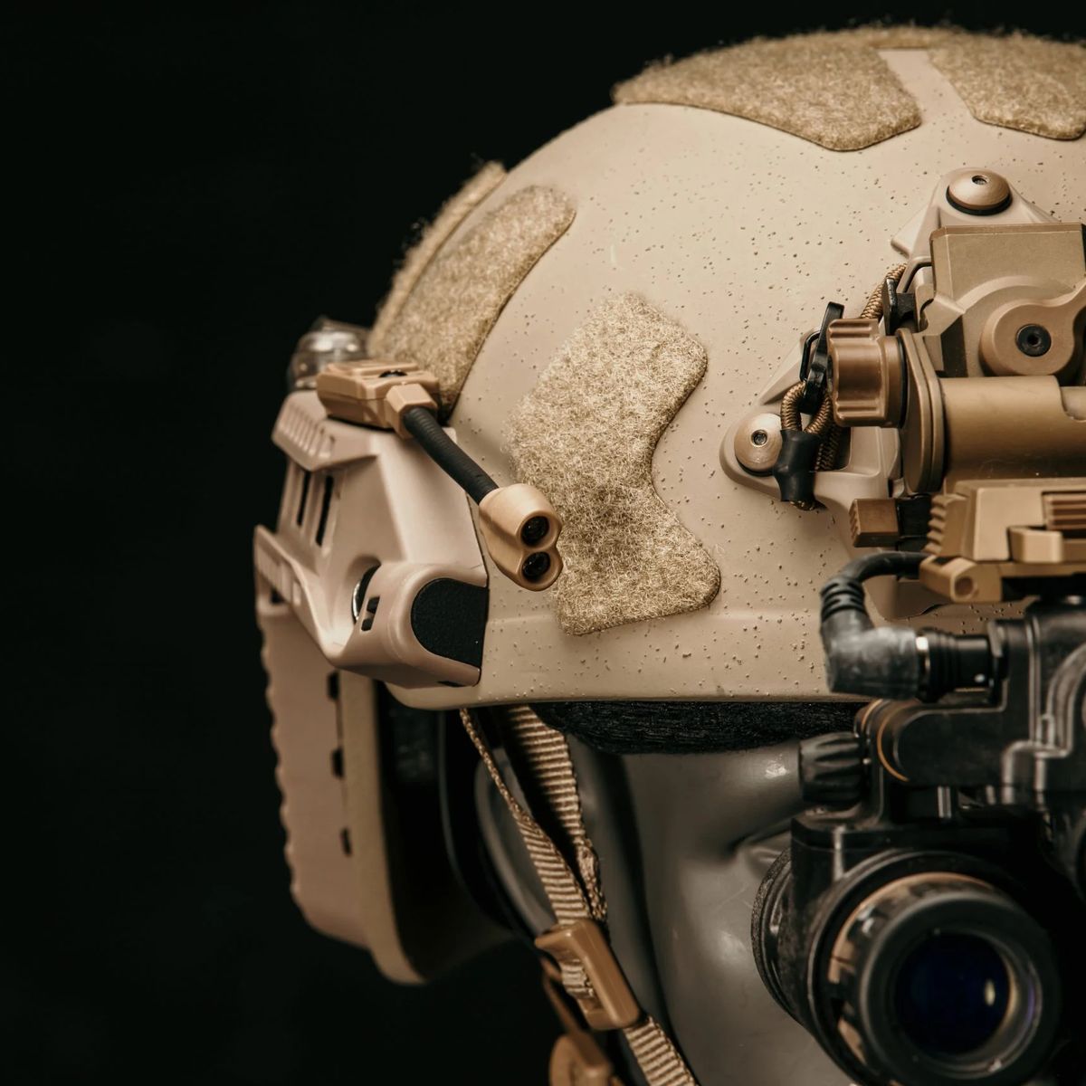 Фонарь тактический SWITCH RAILINK Tan Princeton Tec