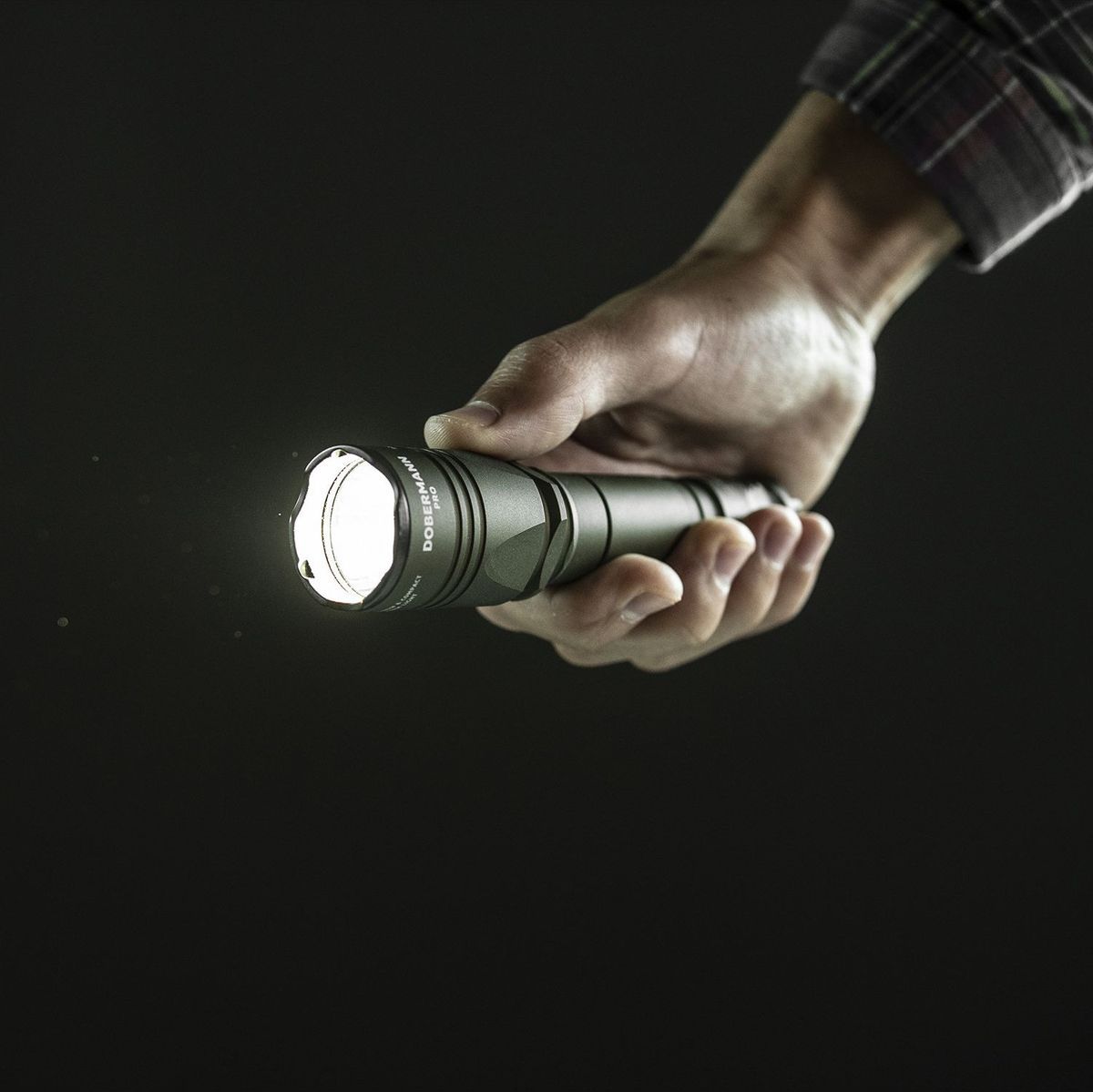 Фонарь Dobermann Pro Magnet USB Olive Теплый Свет Armytek