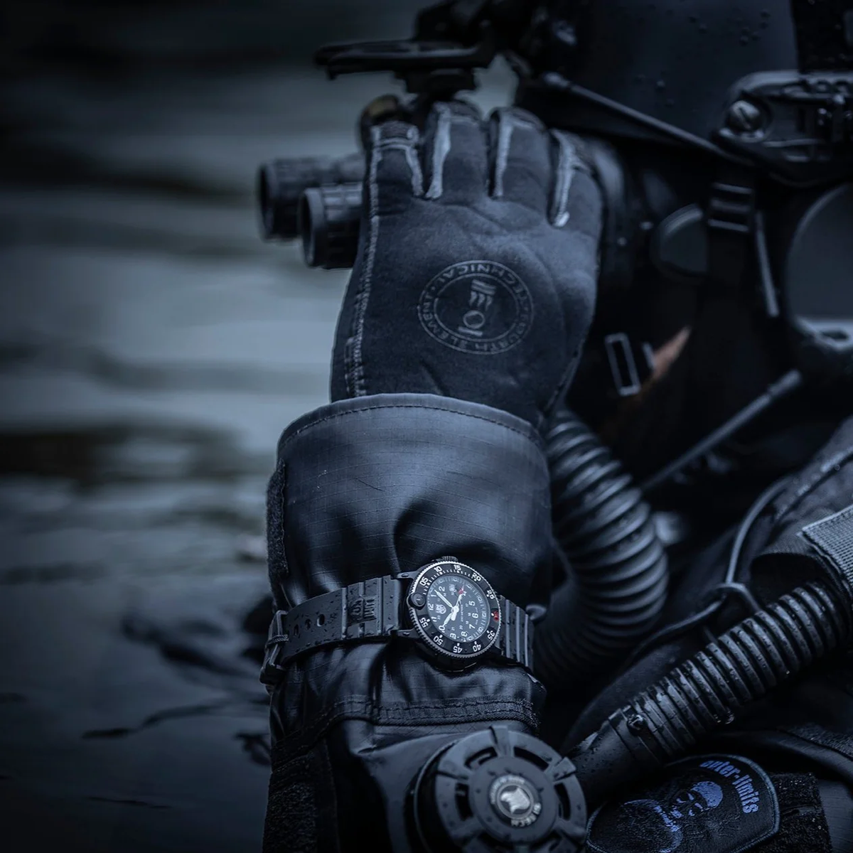 Часы XS.3001.H.SET Original Navy Seal Evo Luminox
