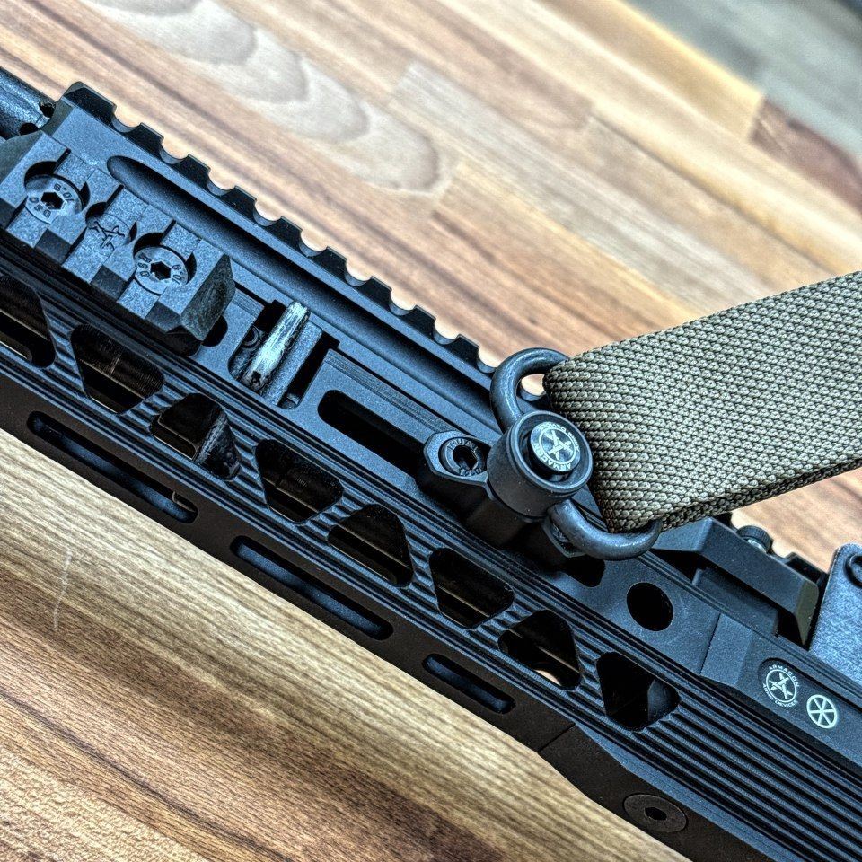 База под антабку QD M-Lok Armacon